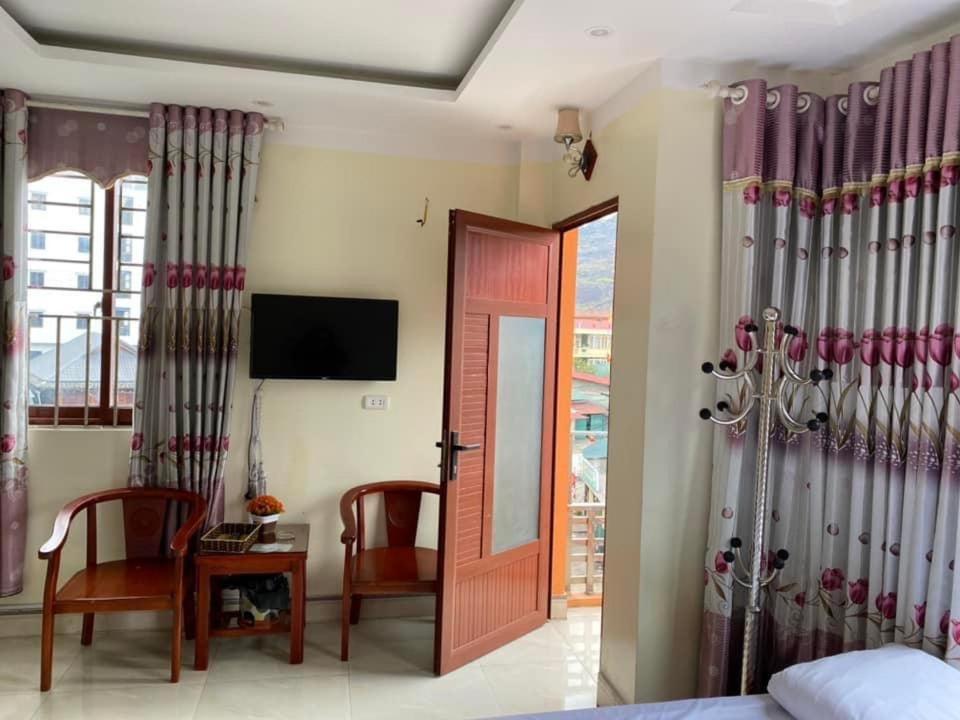 Nha Nghi Viet Nhat Meo Vac エクステリア 写真